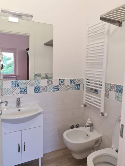 Galteri Housing 2 Appartamento Centro Storico Vicino Arco Etrusco Perugia Bagian luar foto