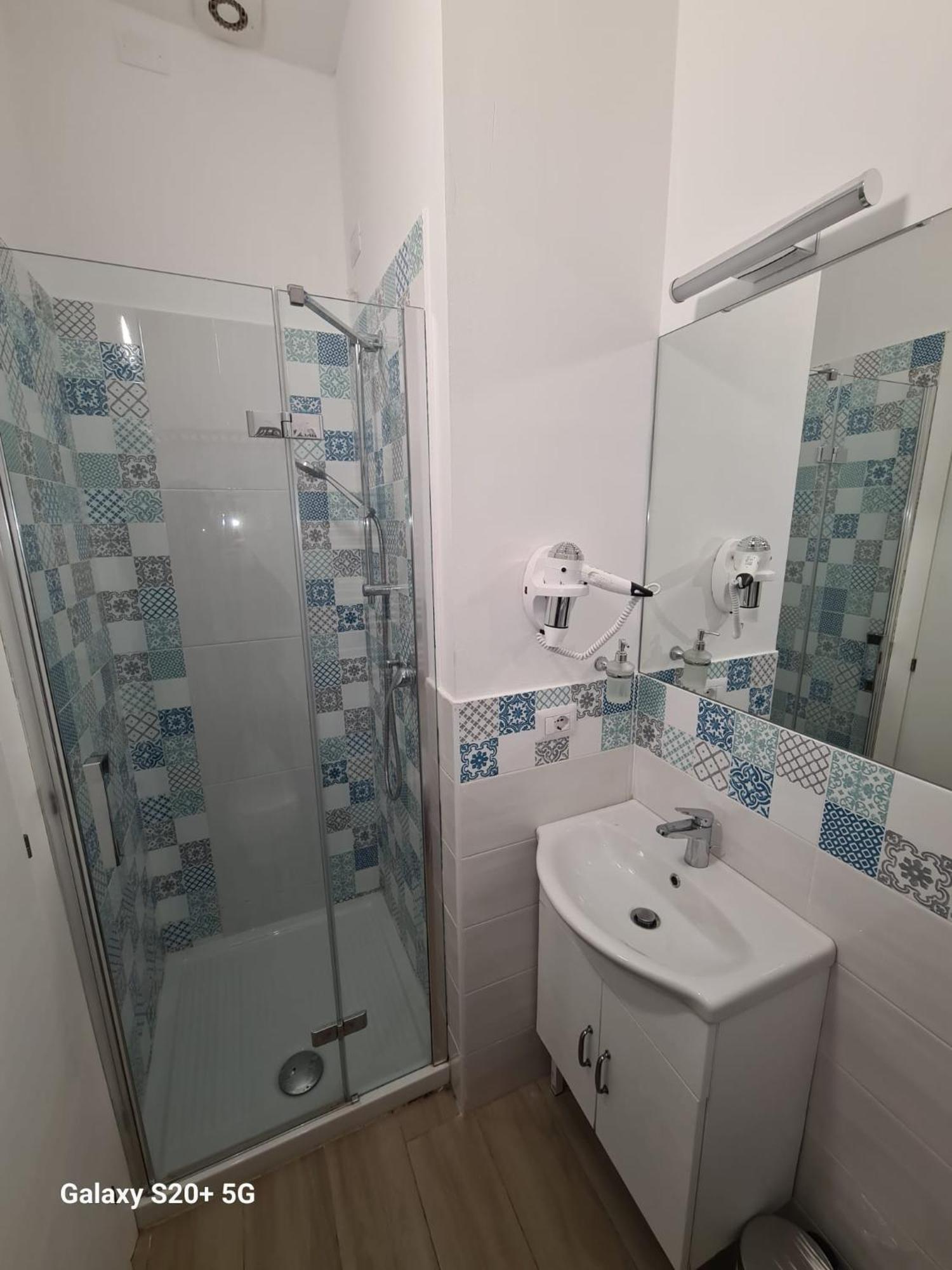 Galteri Housing 2 Appartamento Centro Storico Vicino Arco Etrusco Perugia Bagian luar foto