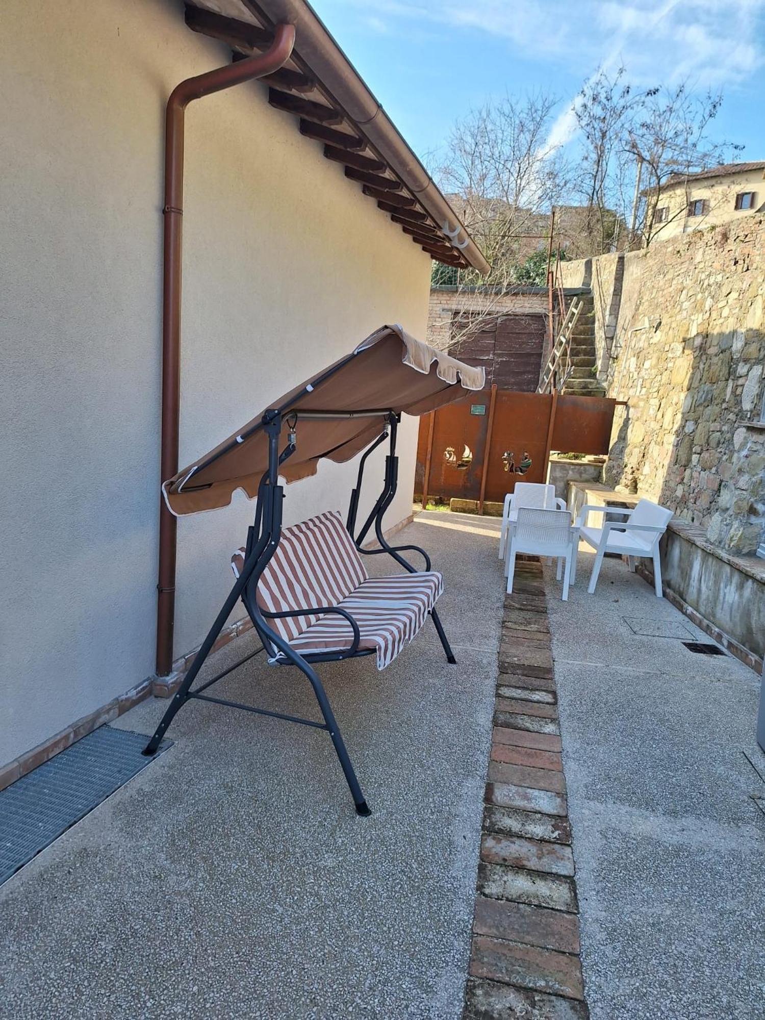 Galteri Housing 2 Appartamento Centro Storico Vicino Arco Etrusco Perugia Bagian luar foto